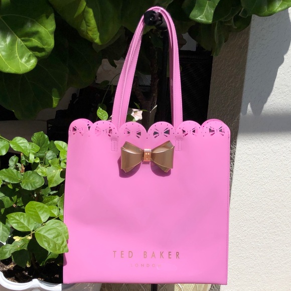 no ordinary designer bag